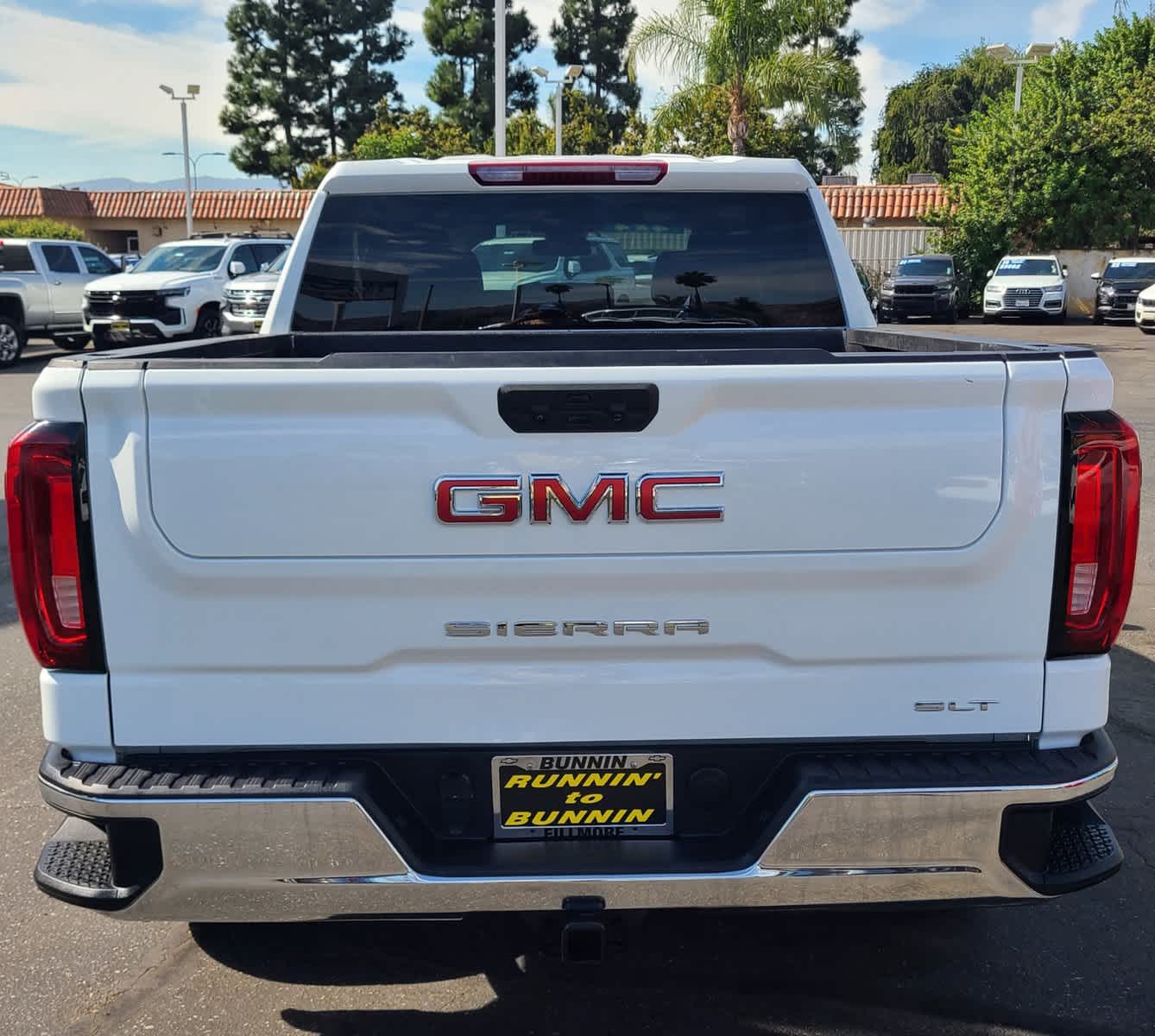 2024 GMC Sierra 1500 SLT 4WD Crew Cab 147 8