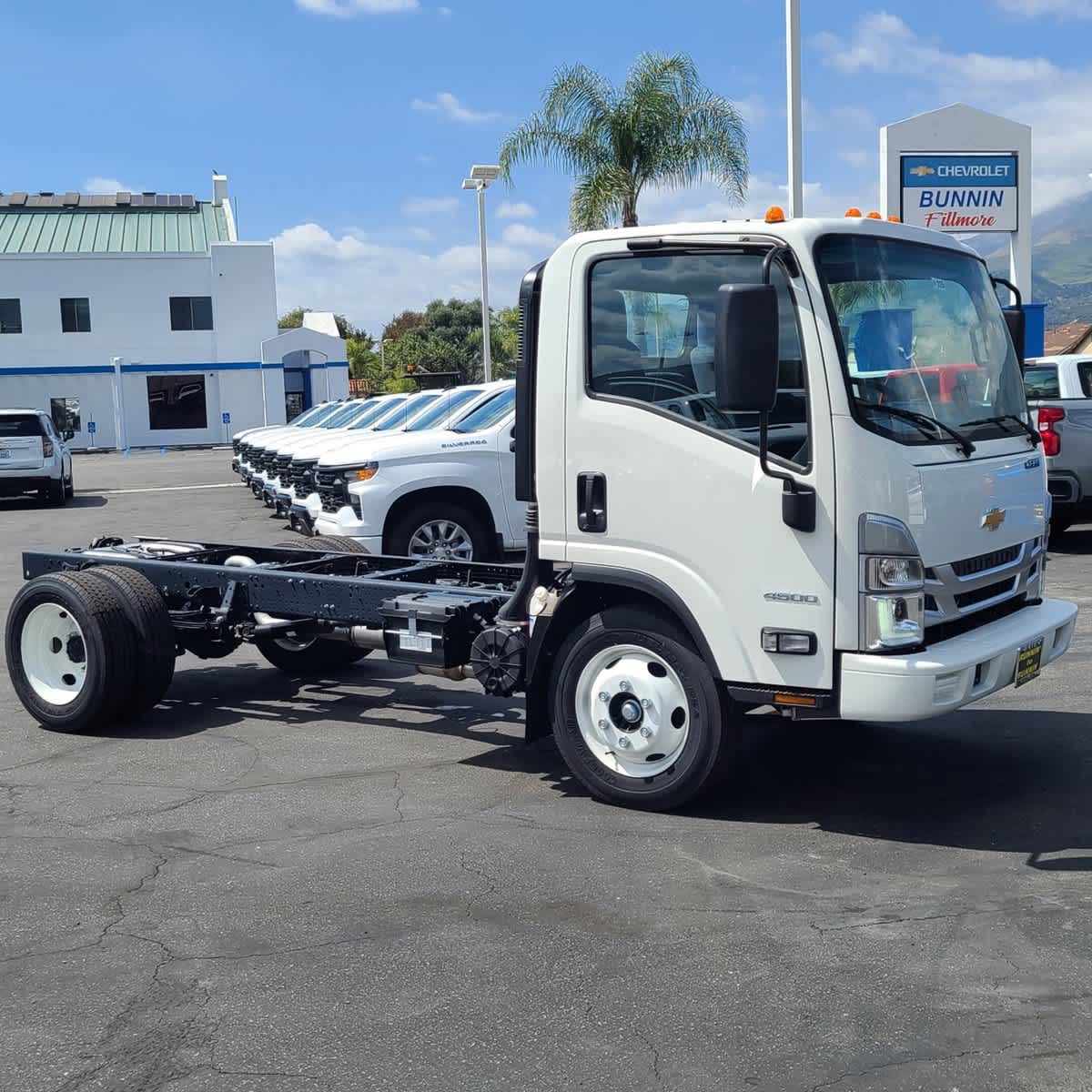 2024 Chevrolet 4500 HG LCF Gas 2WD Reg Cab 132.5 3