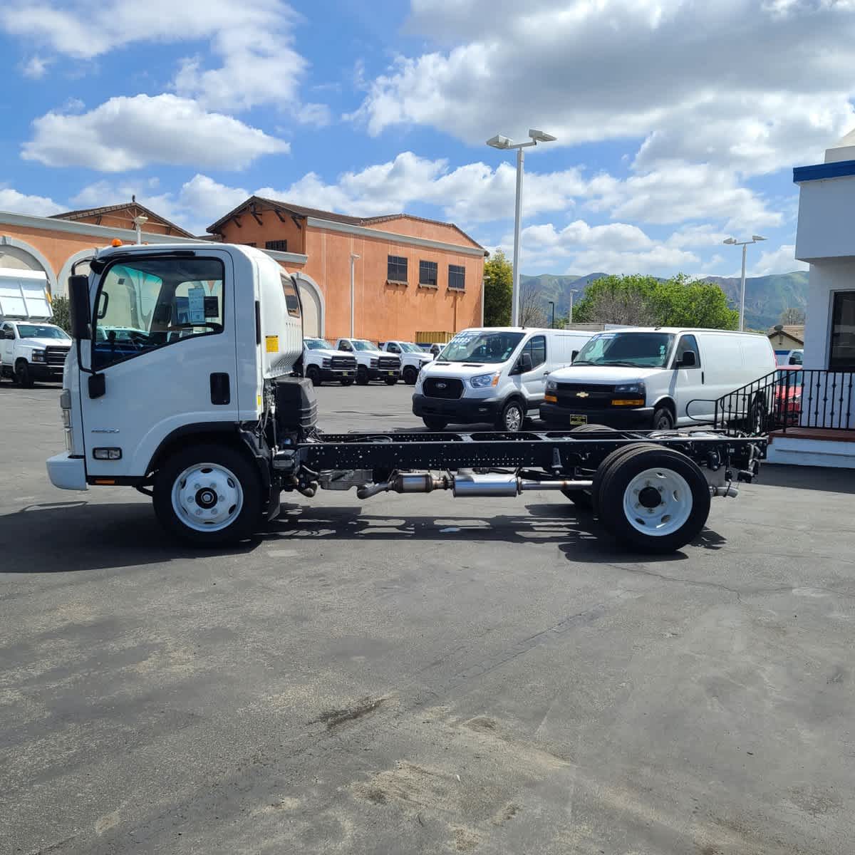 2024 Chevrolet 4500 HG LCF Gas 2WD Reg Cab 132.5 6