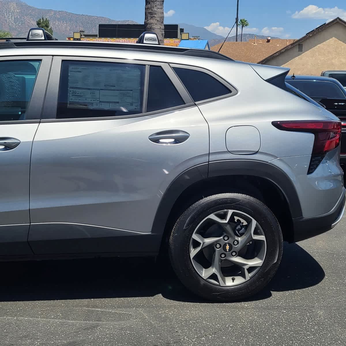 2025 Chevrolet Trax LT 27