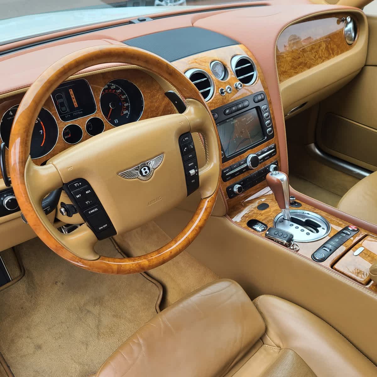 2008 Bentley Continental Flying Spur  38