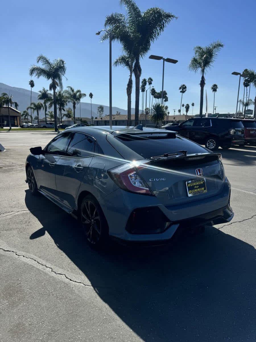 2018 Honda Civic Hatchback Sport 6