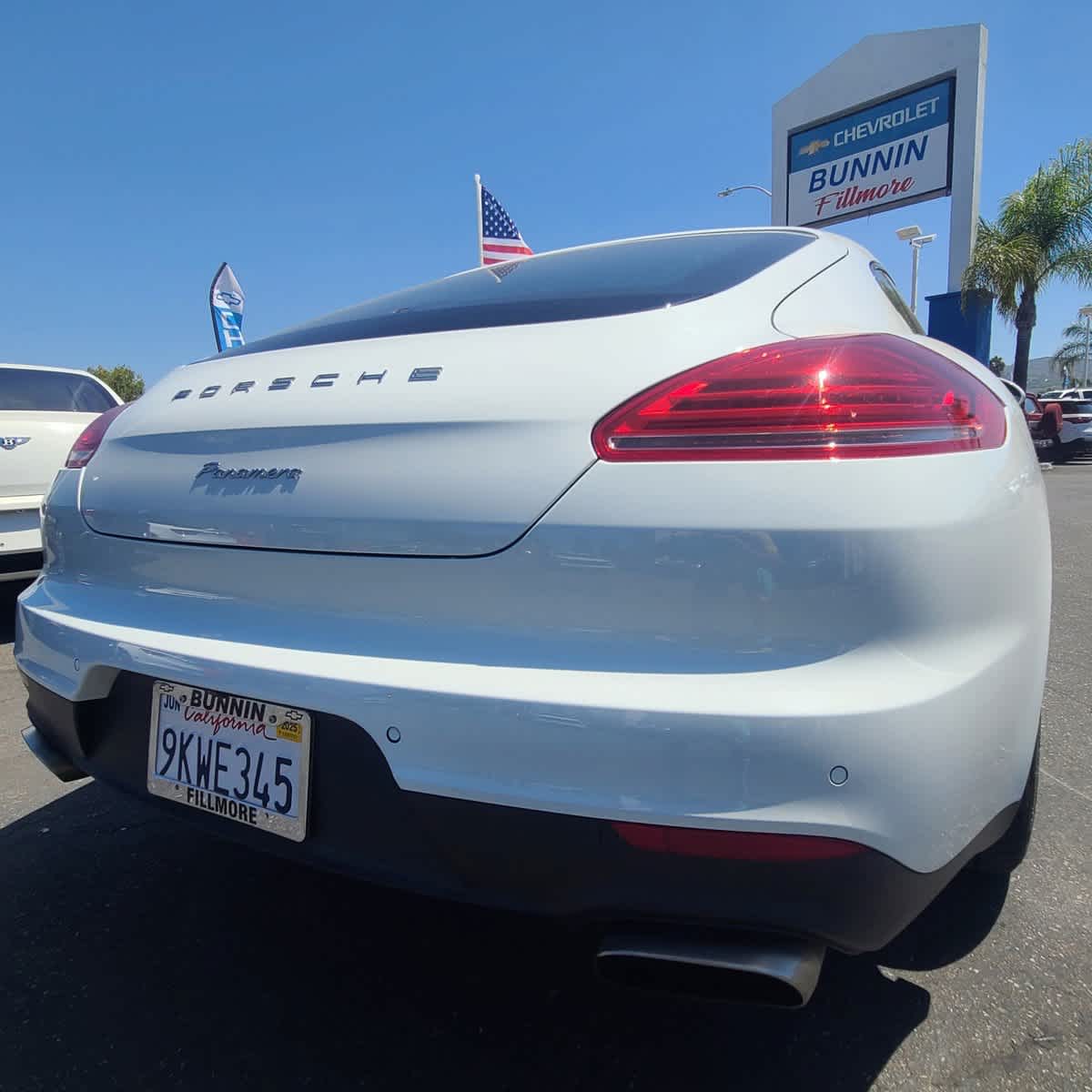 2016 Porsche Panamera  21