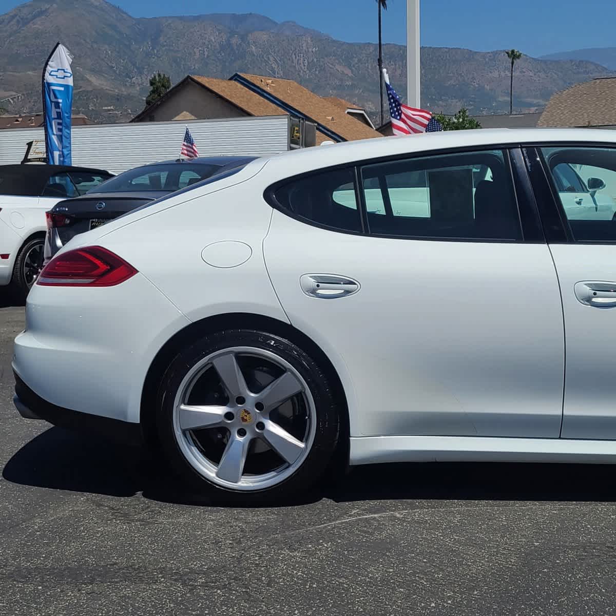 2016 Porsche Panamera  23