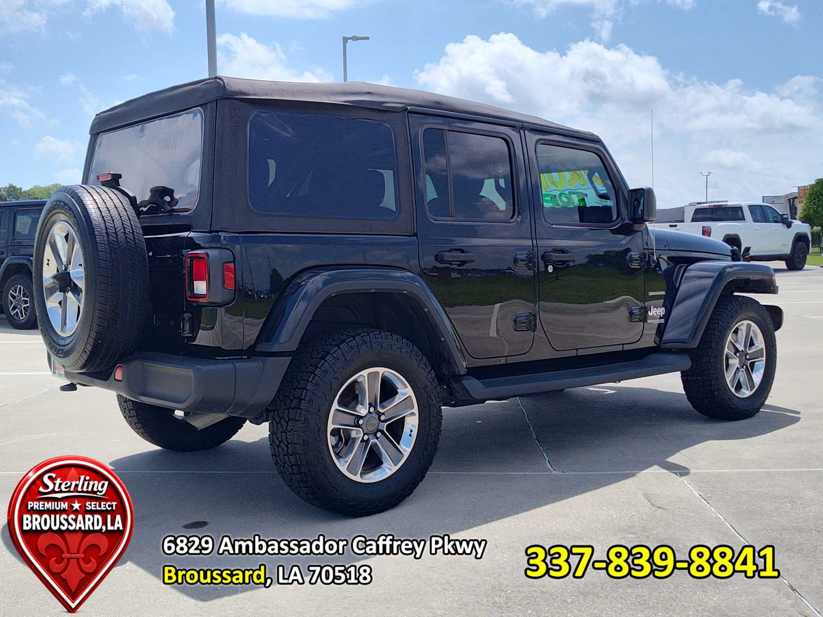 View vehicle photo 7