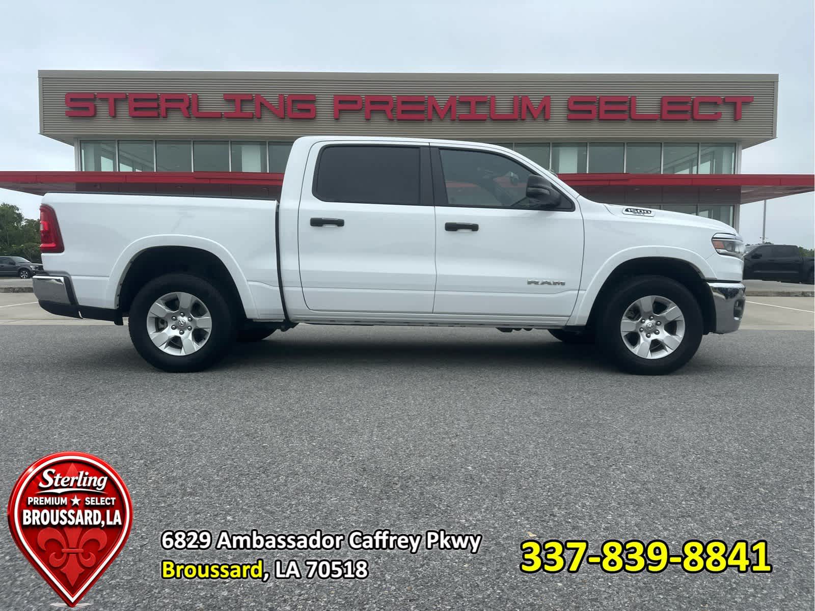Bright White Clearcoat 2025 RAM 1500 Pickup Truck Four-Wheel Drive 8-Speed Automatic