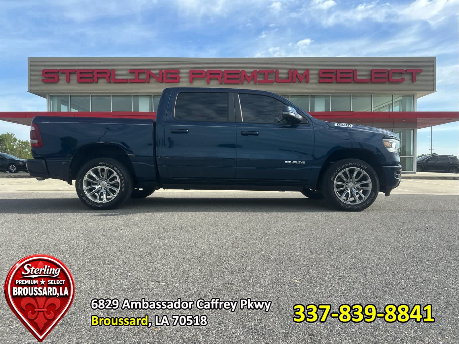 Patriot Blue Pearlcoat 2024 RAM 1500 Pickup Truck Four-Wheel Drive 8-Speed Automatic