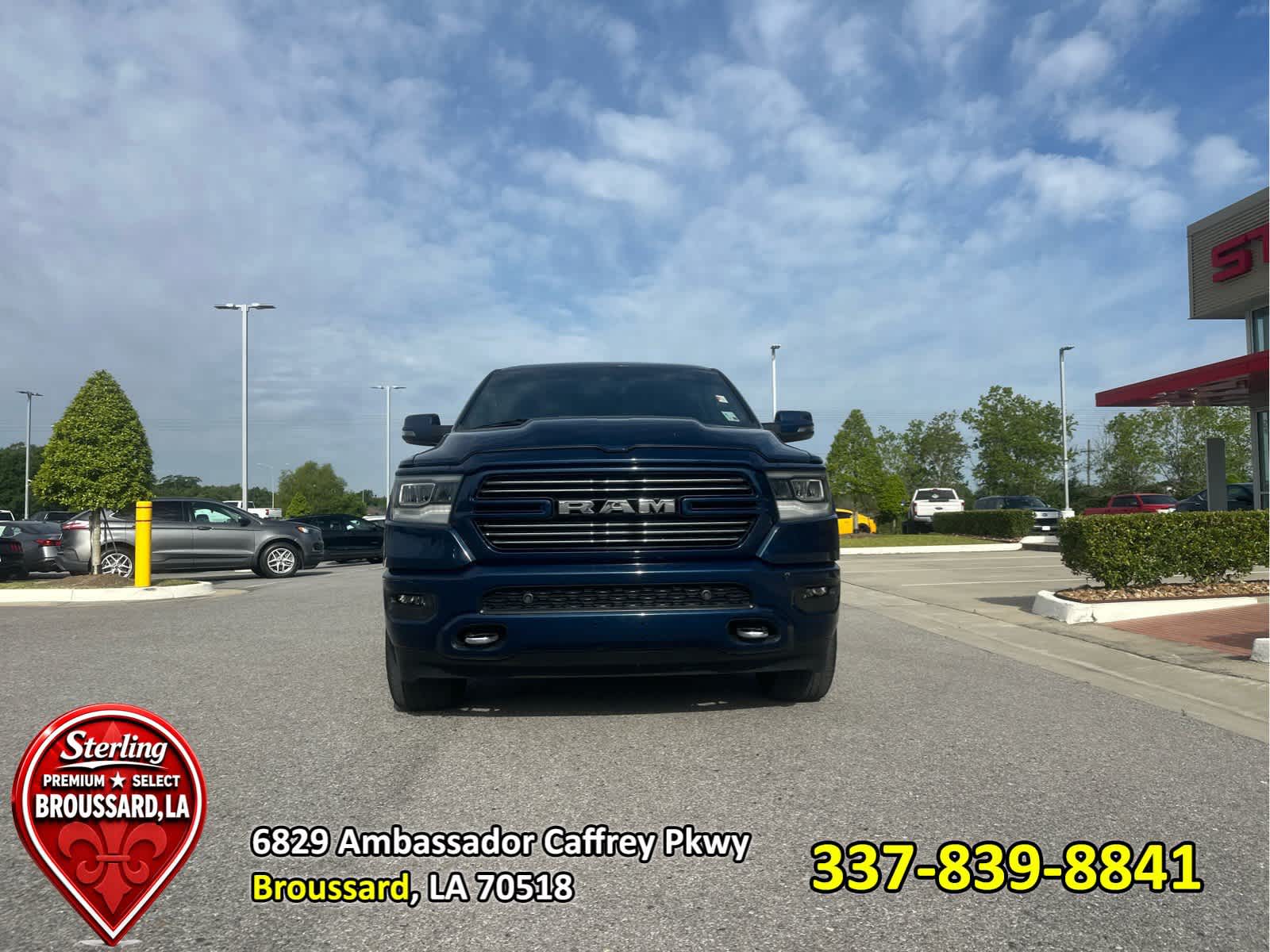 View vehicle photo 2