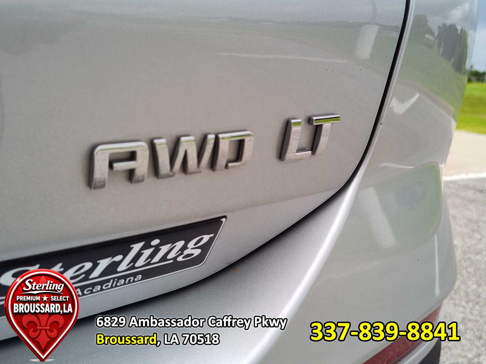 View vehicle photo 6