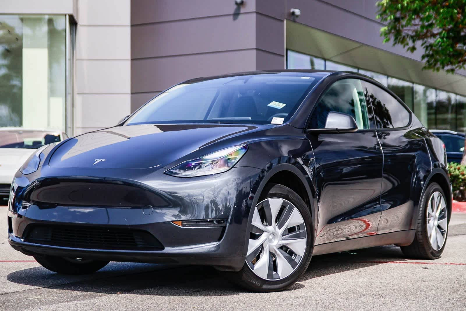 2024 Tesla Model Y Long Range RWD