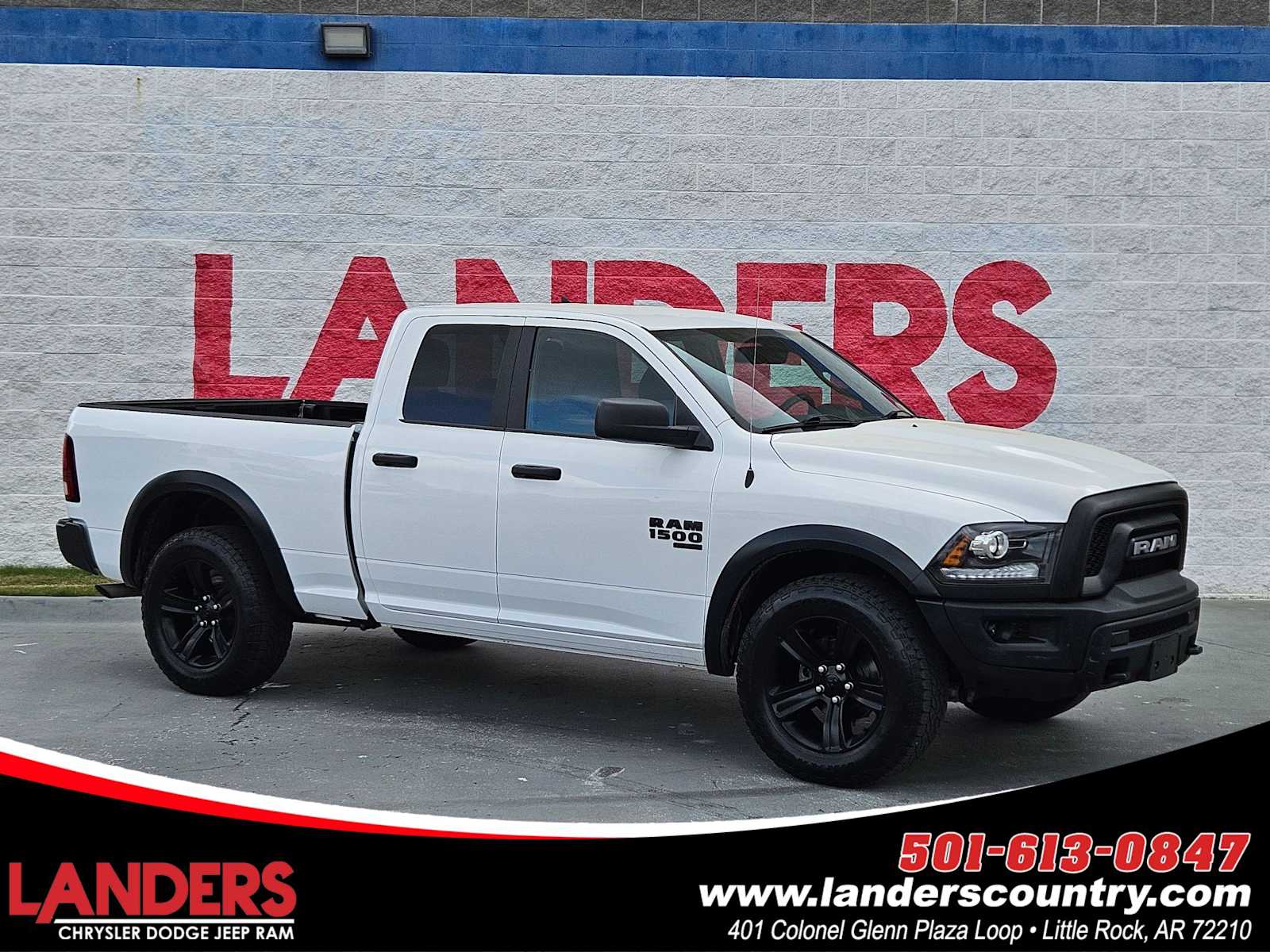 Bright White Clearcoat 2022 RAM 1500 Classic Warlock Quad Cab 4WD Pickup Truck Four-Wheel Drive 8-Speed Automatic