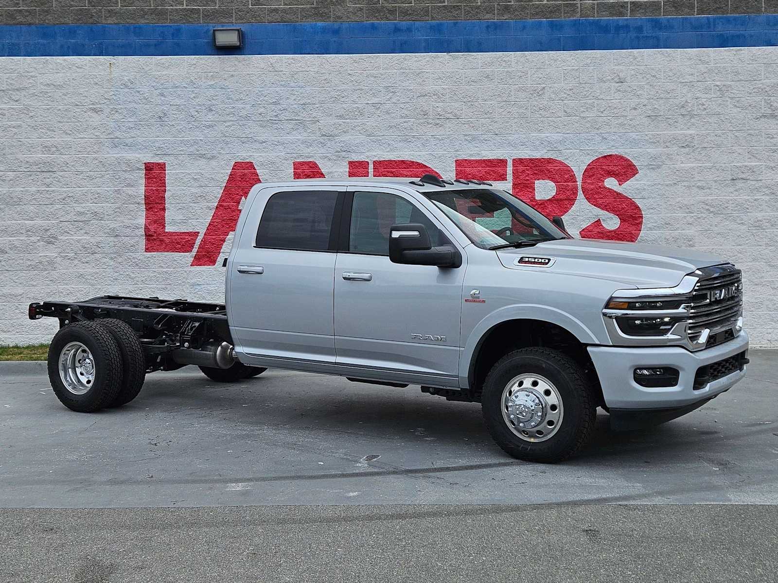 Silver Zynith 2026 RAM 3500 Chassis Big Horn Crew Cab LB DRW 4WD Pickup Truck Four-Wheel Drive 8-Speed Automatic