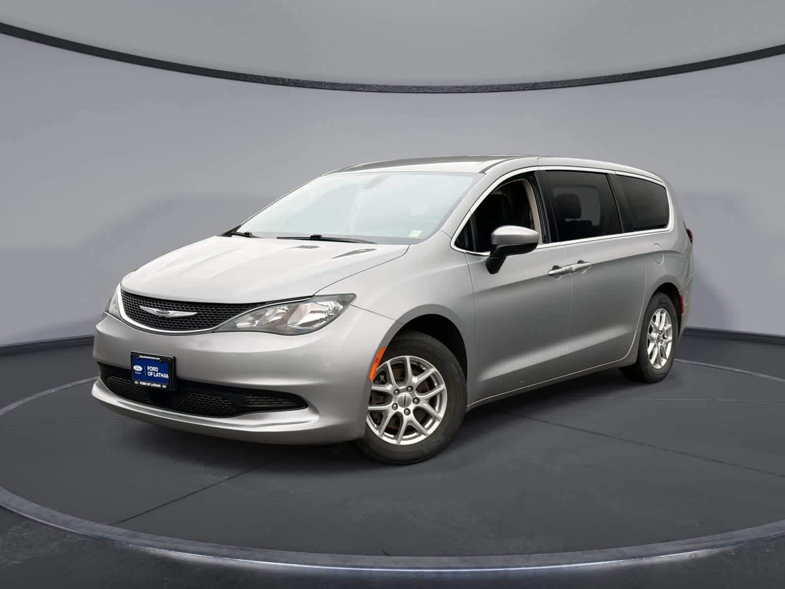 2021 Chrysler Voyager
