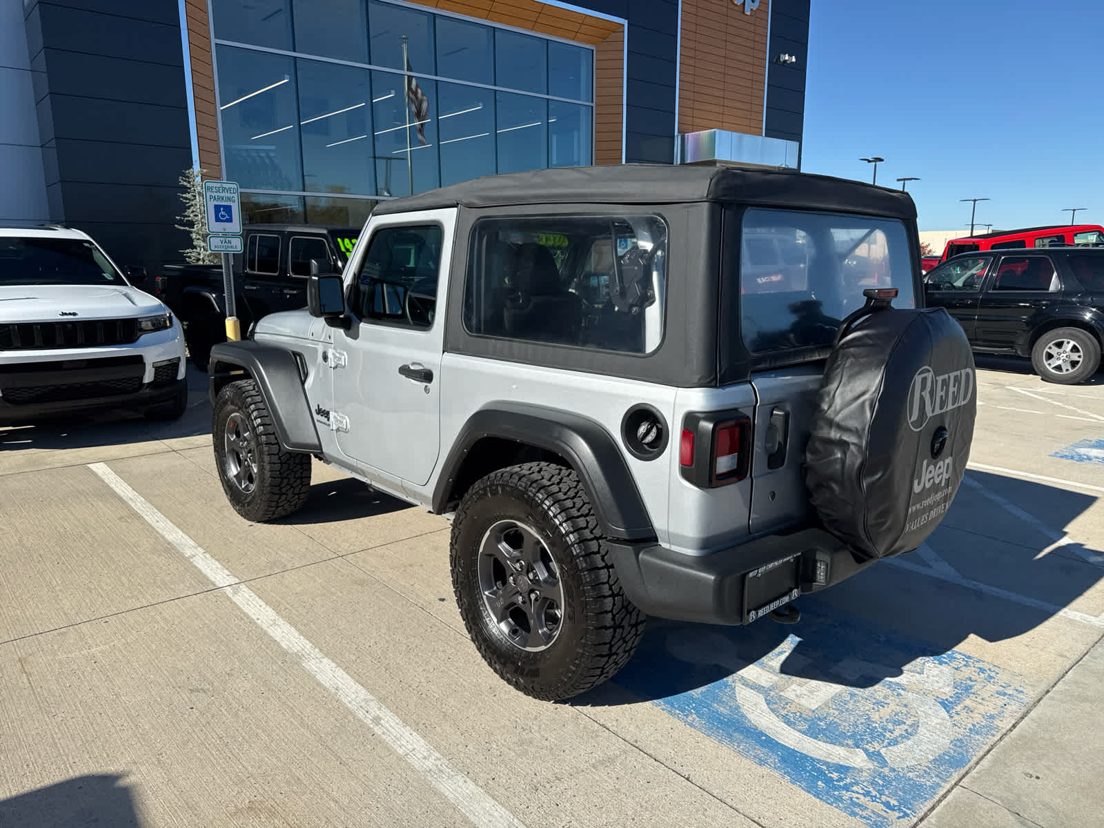 2022 Jeep Wrangler Sport 7