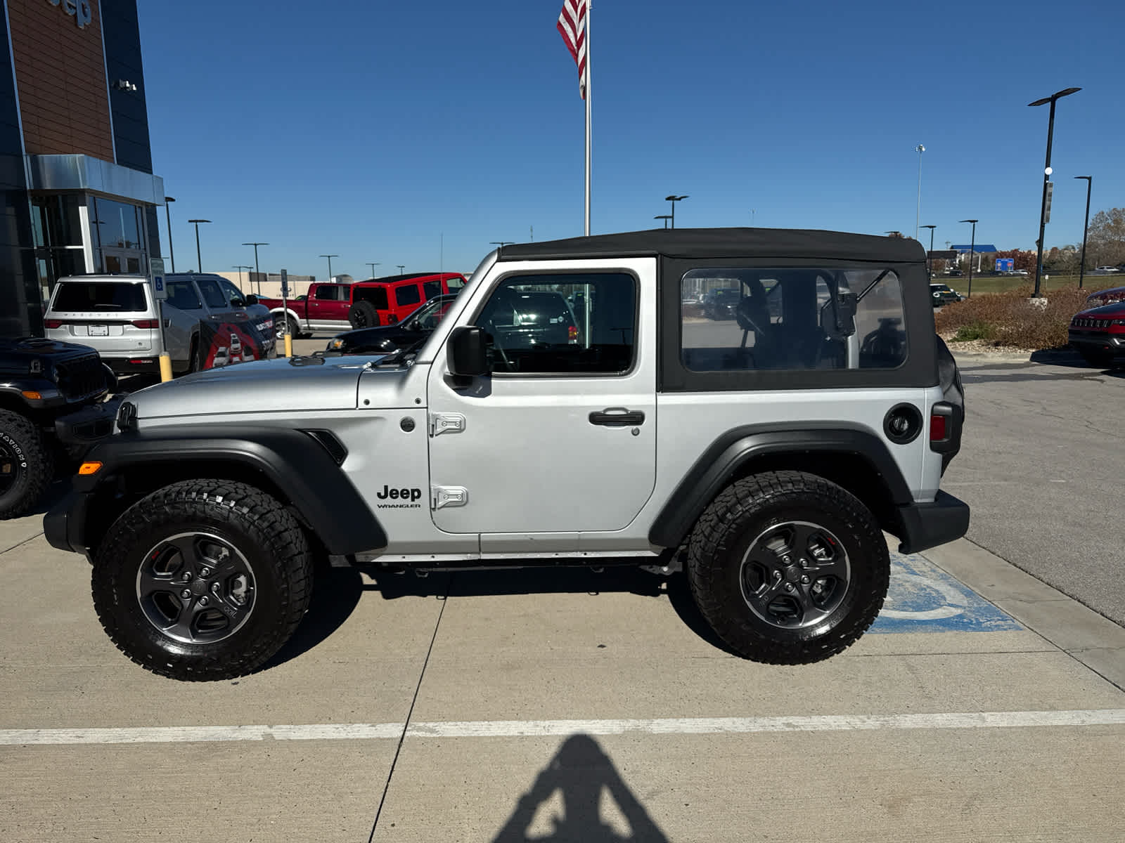 2022 Jeep Wrangler Sport 11