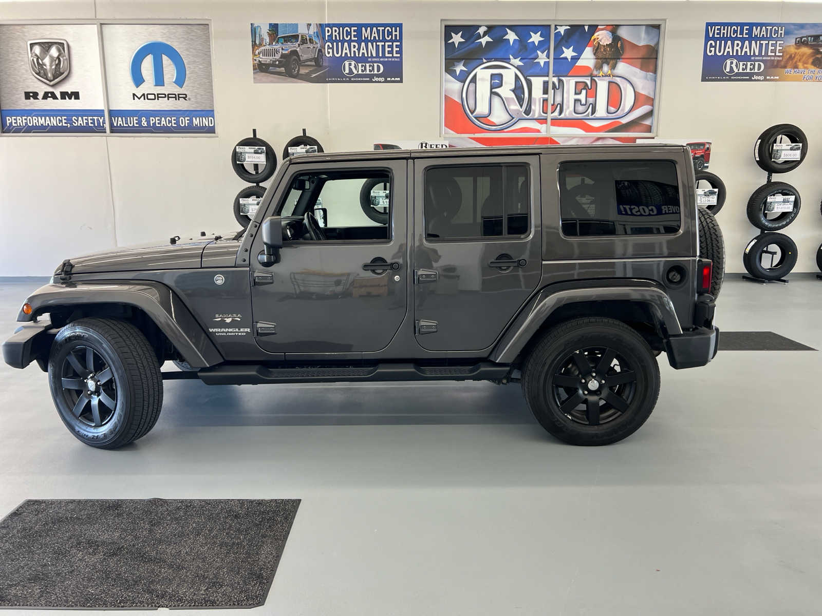 2017 Jeep Wrangler Unlimited Sahara 7