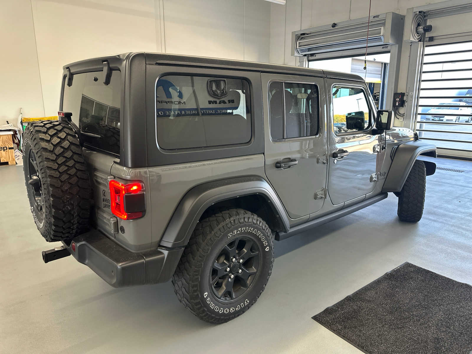 2021 Jeep Wrangler Unlimited Willys 5