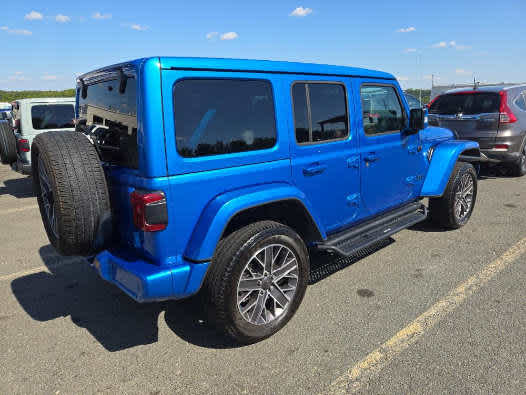 2022 Jeep Wrangler 4xe Unlimited Sahara High Altitude 4