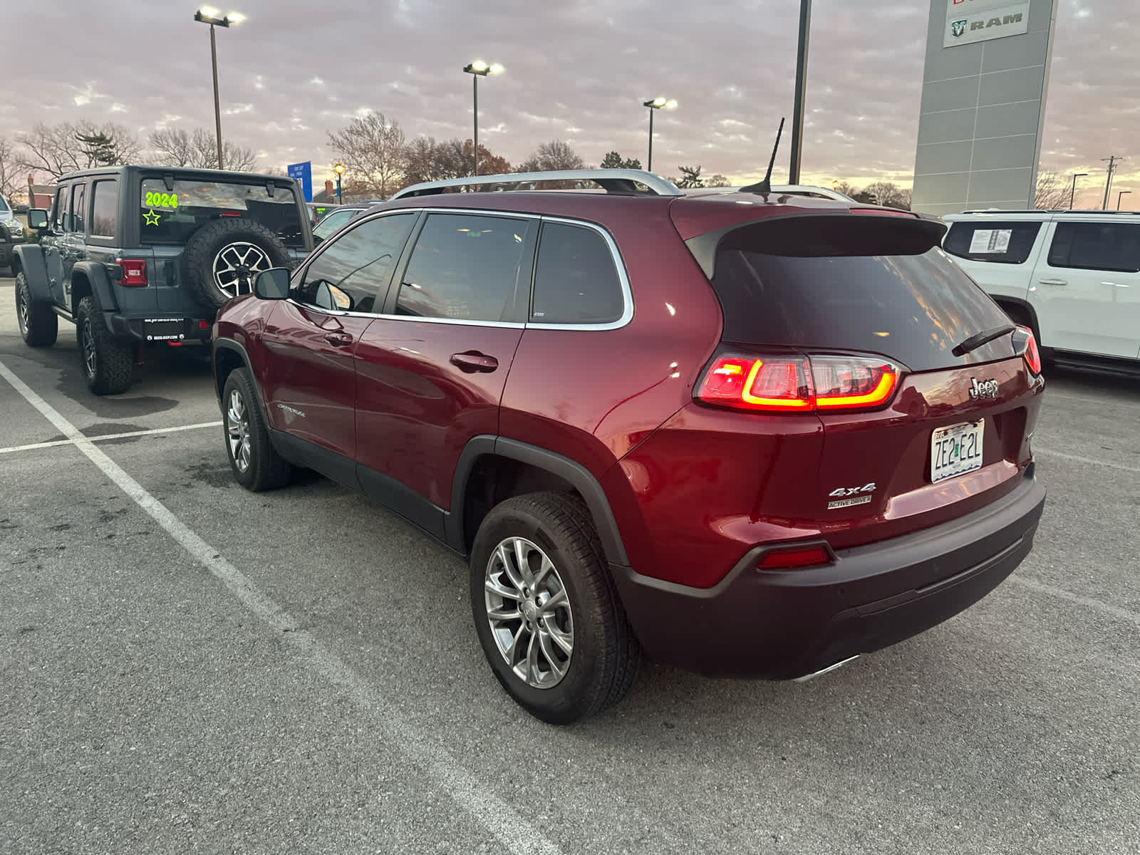 2019 Jeep Cherokee Latitude Plus 6