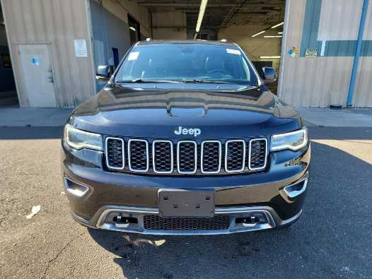 2018 Jeep Grand Cherokee Sterling Edition 2