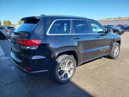 2018 Jeep Grand Cherokee Sterling Edition 4