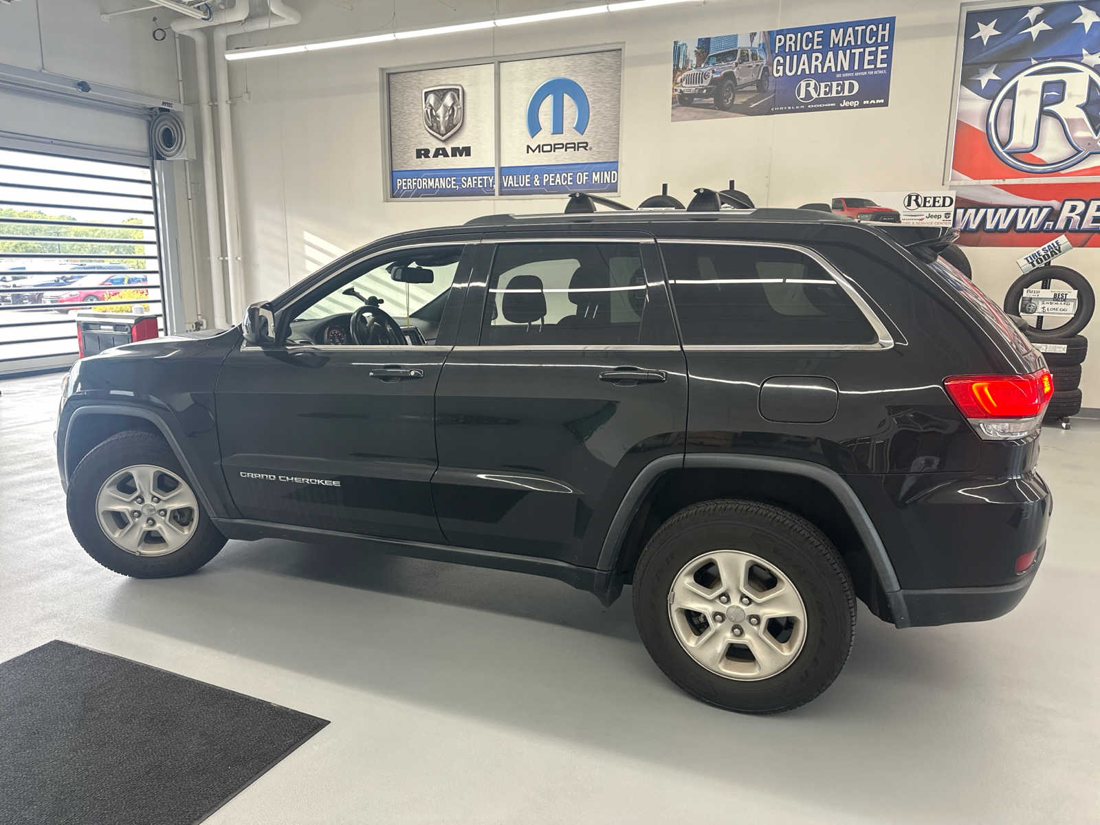 2014 Jeep Grand Cherokee Laredo 9