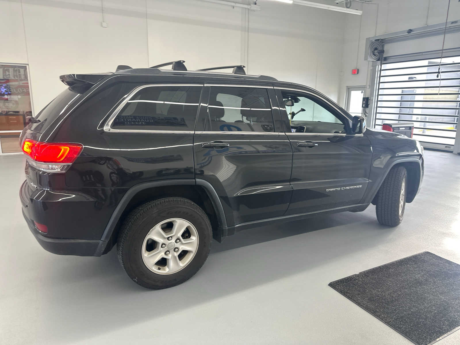 2014 Jeep Grand Cherokee Laredo 5