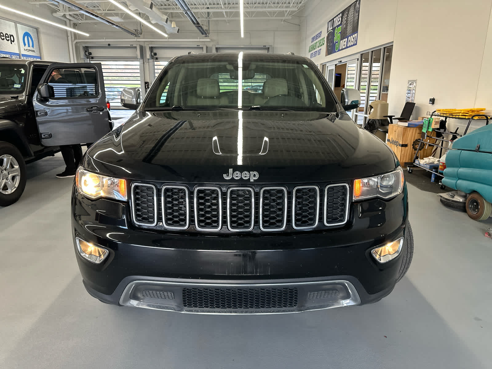 2020 Jeep Grand Cherokee Limited 2