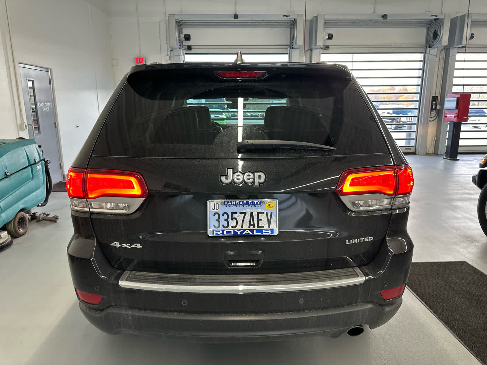 2020 Jeep Grand Cherokee Limited 7