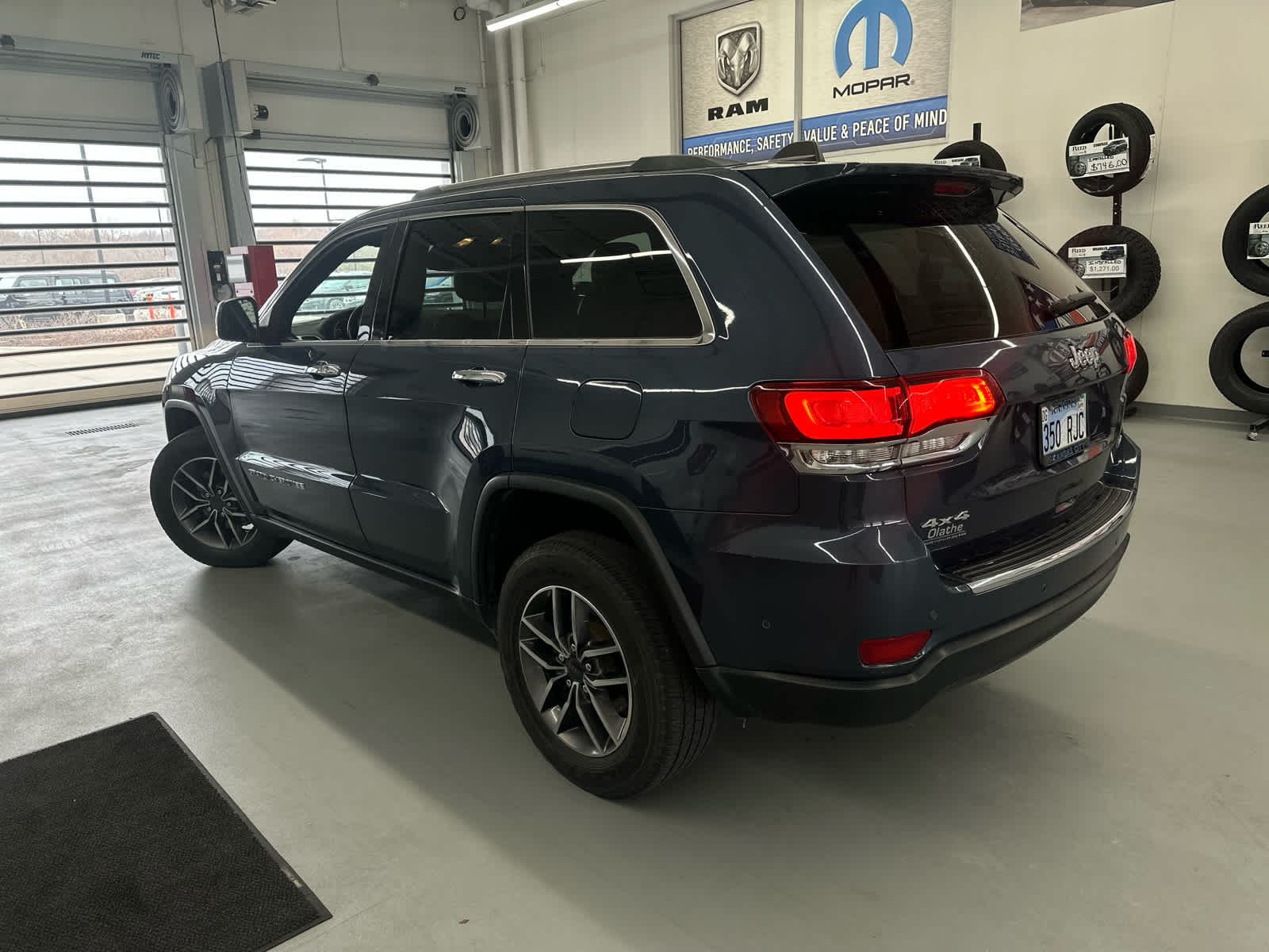 2020 Jeep Grand Cherokee Limited photo 4