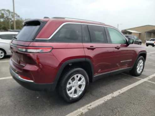 2023 Jeep Grand Cherokee Limited 3