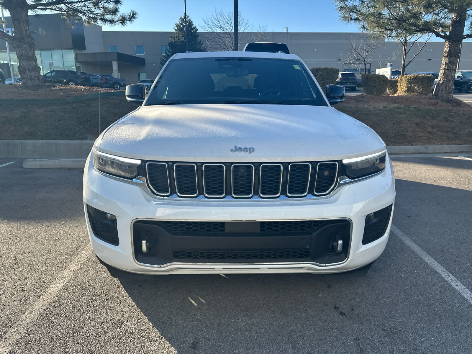 2024 Jeep Grand Cherokee Overland 2