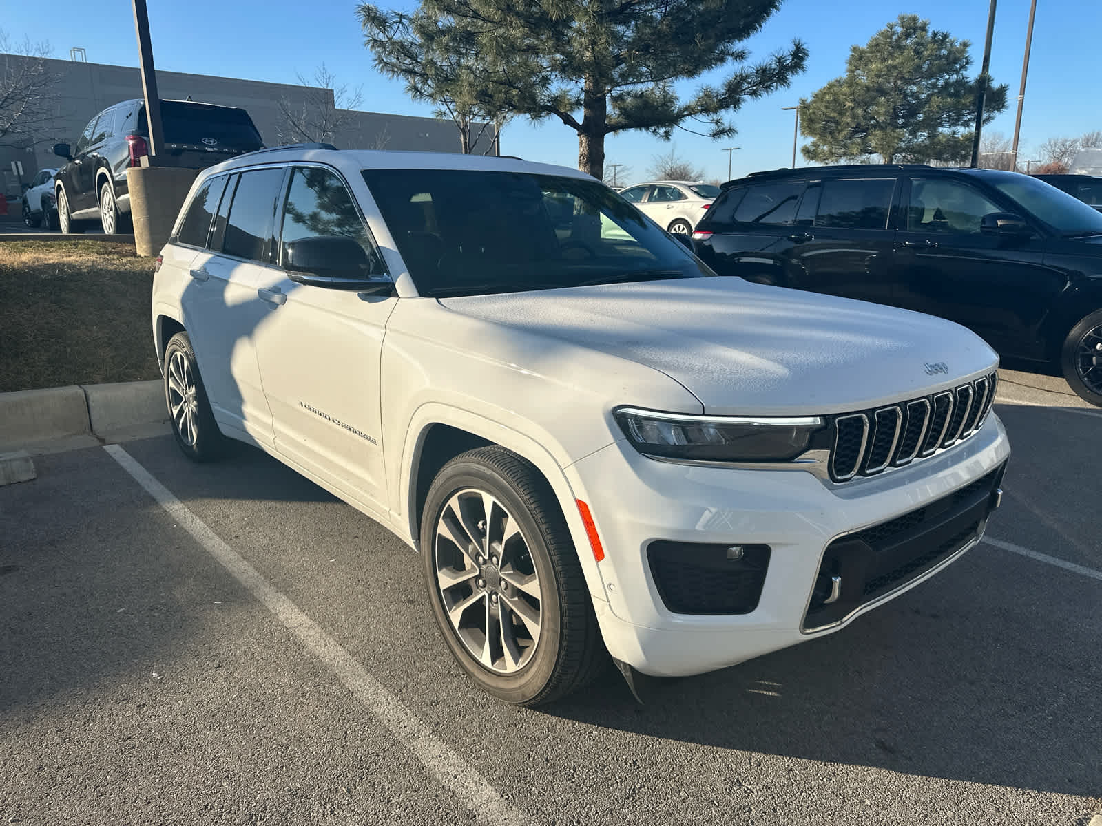 2024 Jeep Grand Cherokee Overland 3