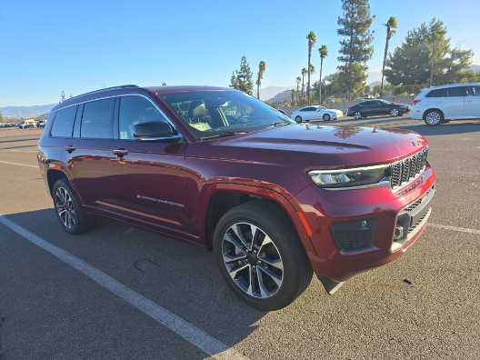 2021 Jeep Grand Cherokee L Overland 3