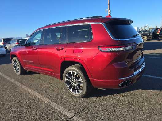 2021 Jeep Grand Cherokee L Overland 6