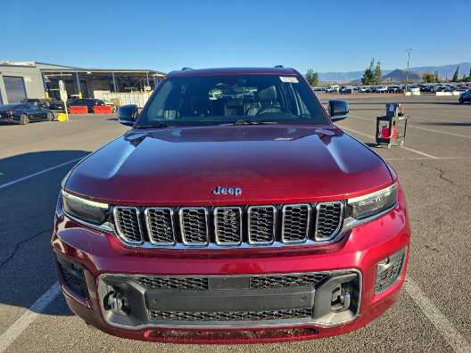 2021 Jeep Grand Cherokee L Overland 2