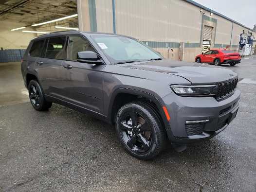 2023 Jeep Grand Cherokee L Limited 3