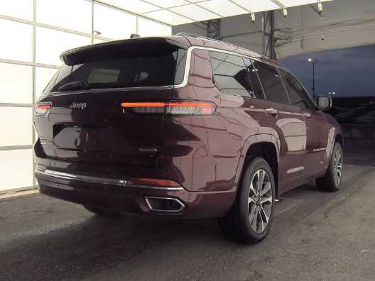 2023 Jeep Grand Cherokee L Overland 4