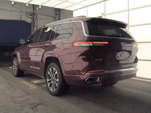 2023 Jeep Grand Cherokee L Overland 6