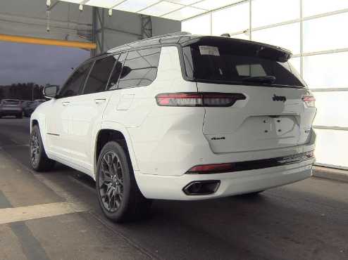 2024 Jeep Grand Cherokee L Summit Reserve 8