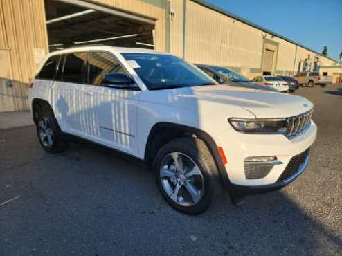 2023 Jeep Grand Cherokee 4xe 30th Anniversary 3