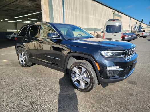 2022 Jeep Grand Cherokee 4xe  3