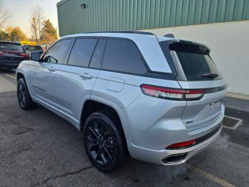 2023 Jeep Grand Cherokee 4xe 30th Anniversary 6