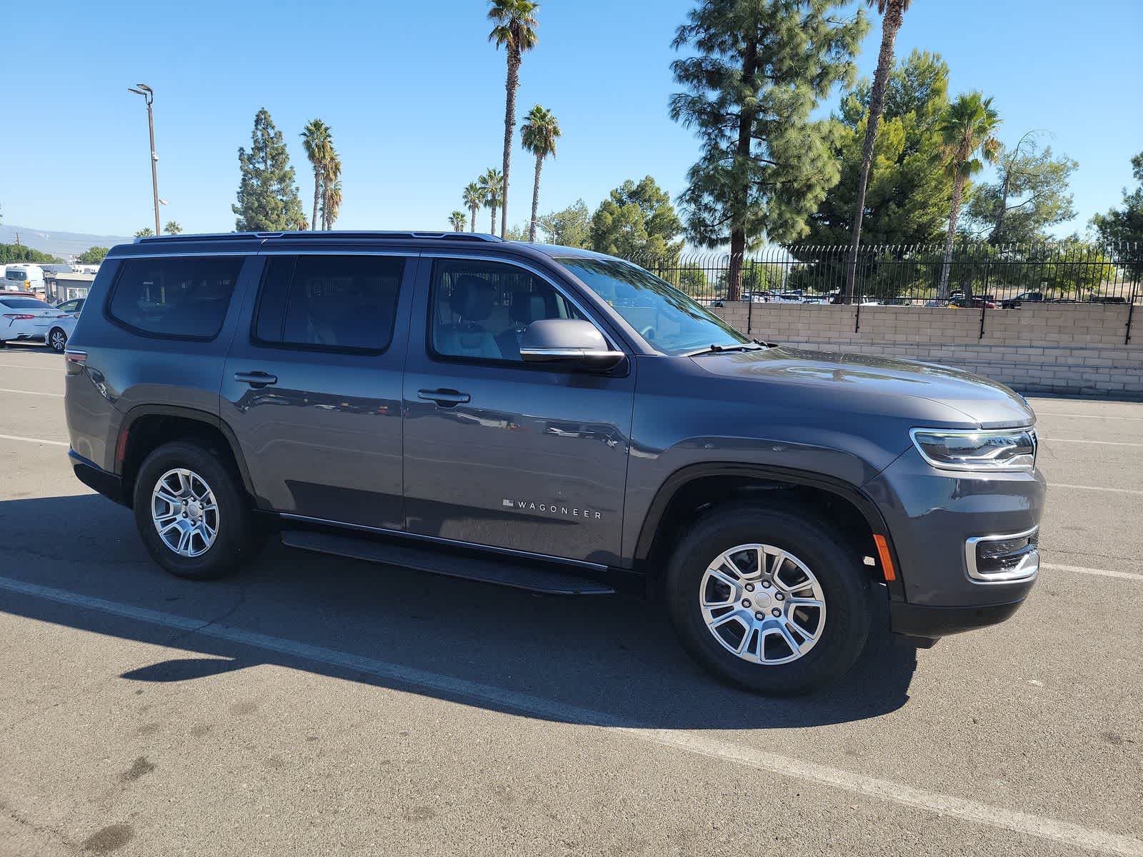 2022 Jeep Wagoneer Series I 3