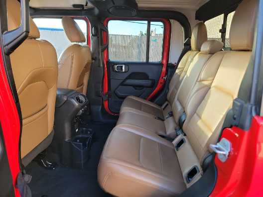 2021 Jeep Gladiator Overland 4x4 10