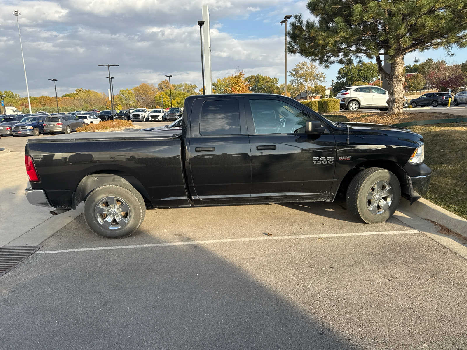 2017 Ram 1500 Tradesman 4x4 Quad Cab 64 Box 3