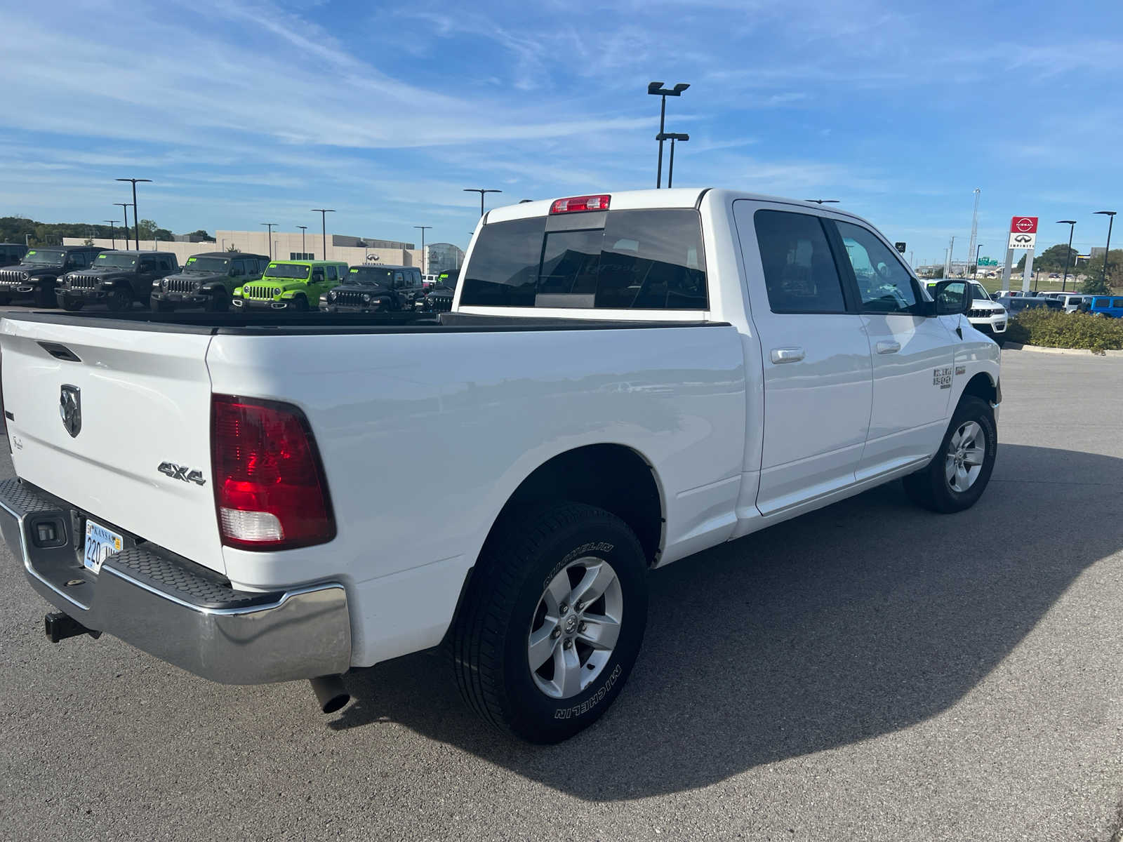 2019 Ram 1500 Classic SLT 4x4 Crew Cab 64 Box 5