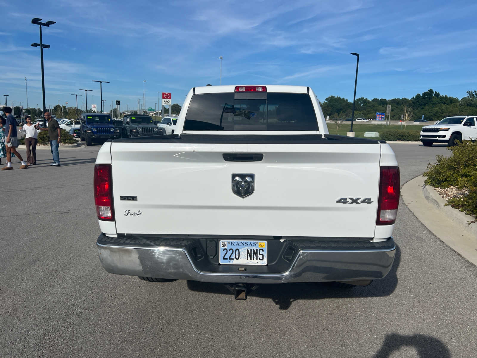 2019 Ram 1500 Classic SLT 4x4 Crew Cab 64 Box 6