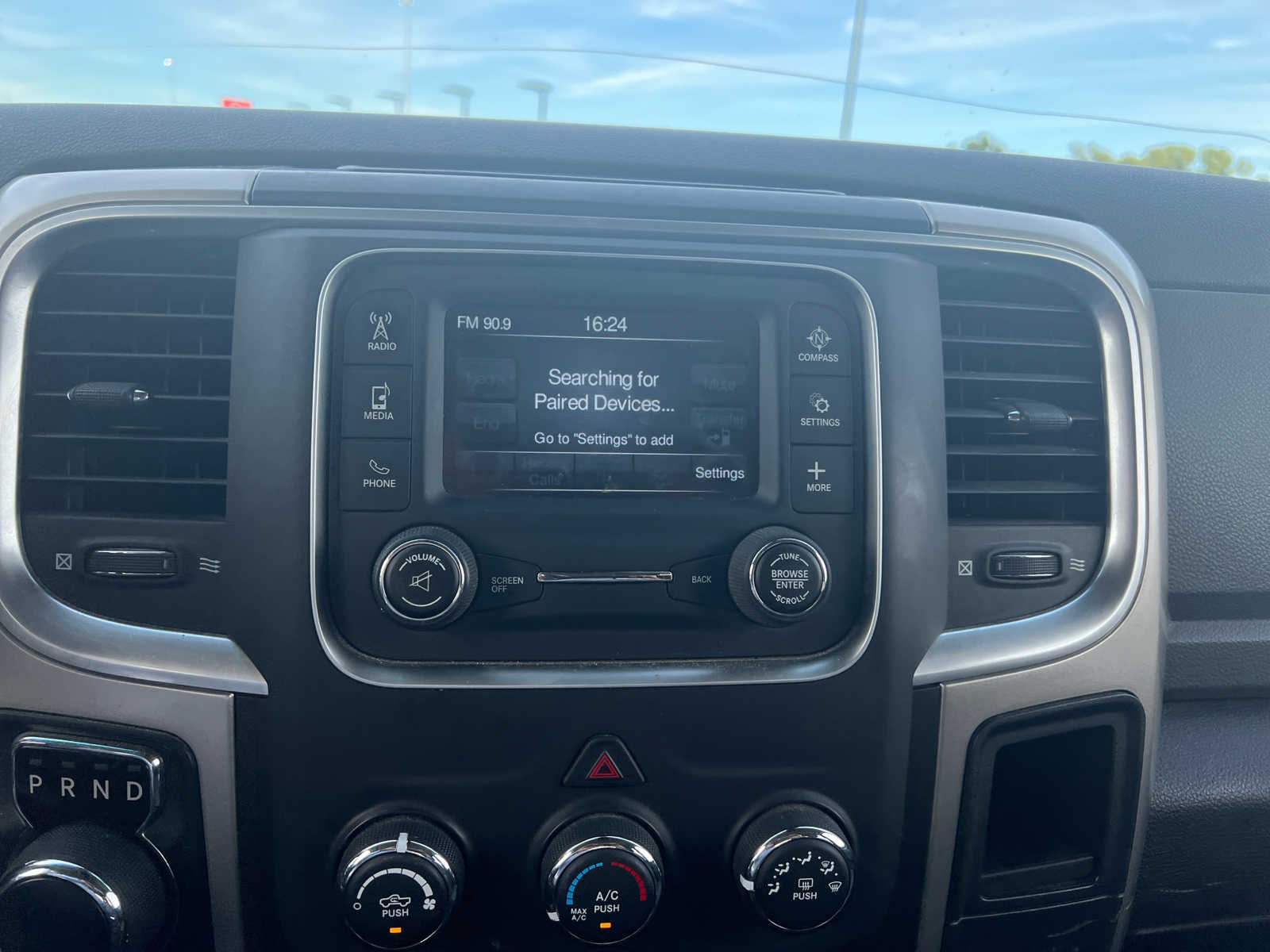 2019 Ram 1500 Classic SLT 4x4 Crew Cab 64 Box 10