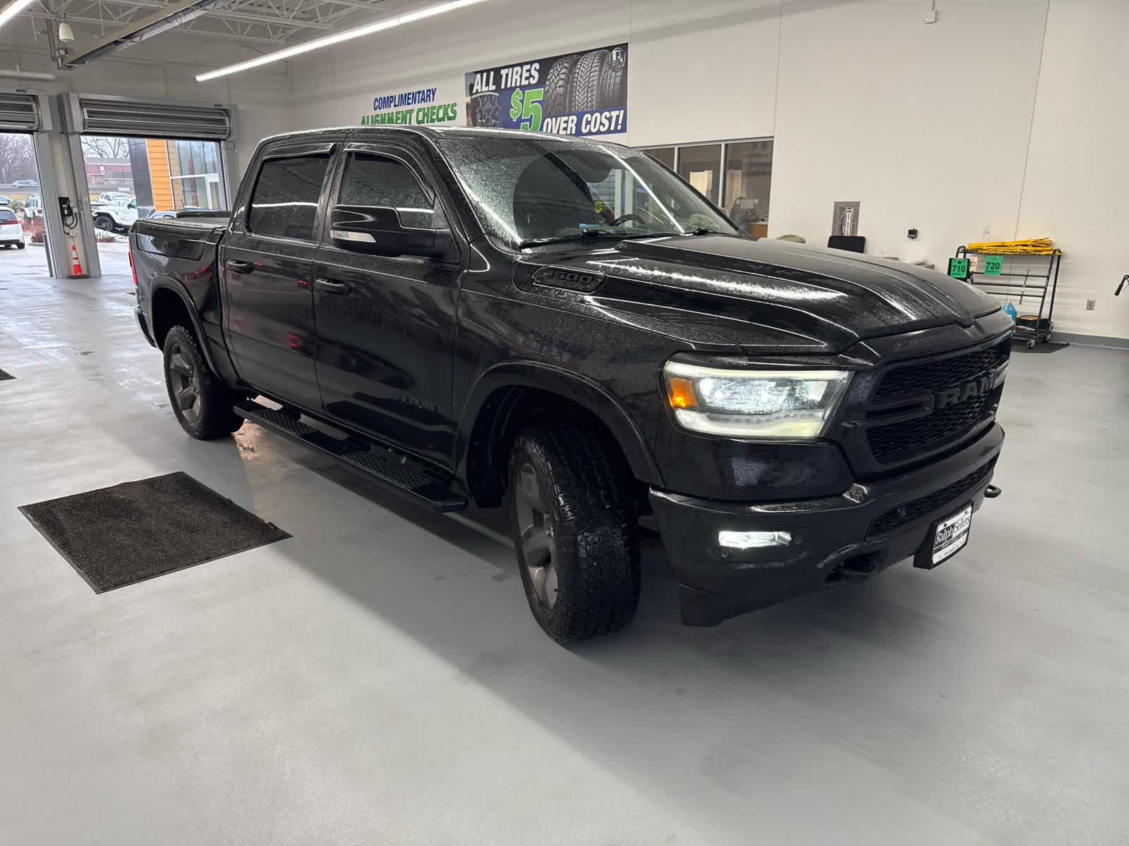 2020 Ram 1500 Lone Star 4x4 Crew Cab 57 Box 3